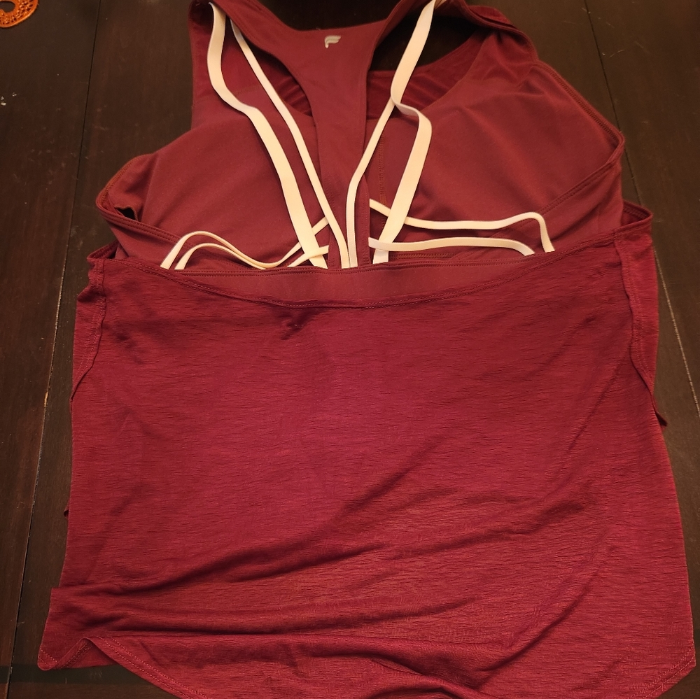 Fabletics top - Picture 2 of 3